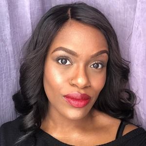 Meet your Posher, Shrelle